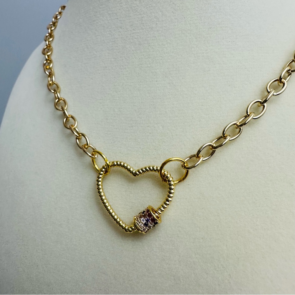 Handmade Gold-Tone Chain Choker with Pavé Heart Carabiner Clasp - Picture 6 of 13